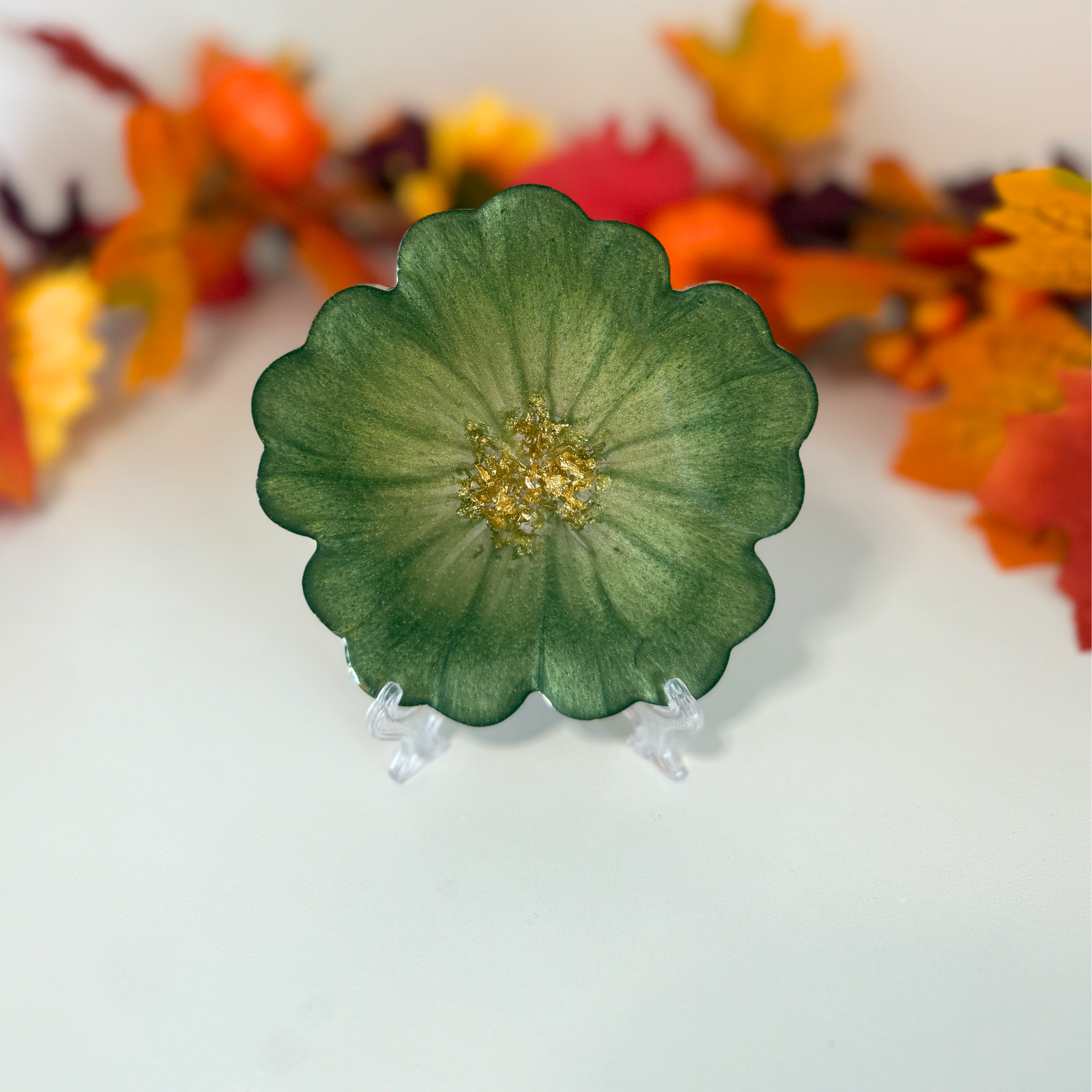 Cosy Autumn Blooms – Handmade Resin Coasters with Gold Edge