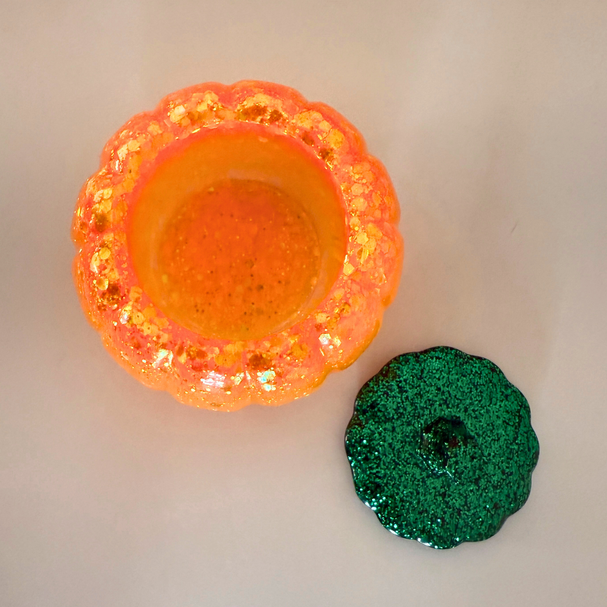 Sparkling Pumpkin Pot - Tealight & Treat Holder